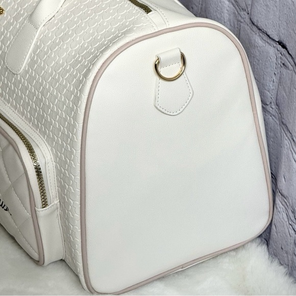 *NEW* Disney Minnie Mouse Weekender/Overnight /Duffle Travel Bag - Picture 4 of 11